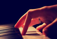 宝马M2 xDrive四驱版谍照曝光 动力表现更强 预计明年发布