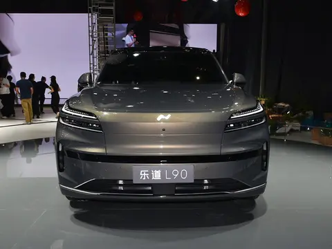 30万内起售!乐道L90三大杀招直指理想L9,还支持900V超快充