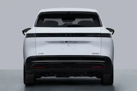 日系新能源SUV,搭增程/纯电,800V+5C快充,要抢零跑理想的地盘