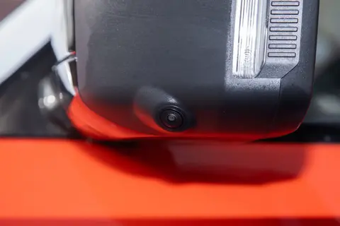 试驾福特智趣烈马：这台新能源方盒子，真能城野通吃？