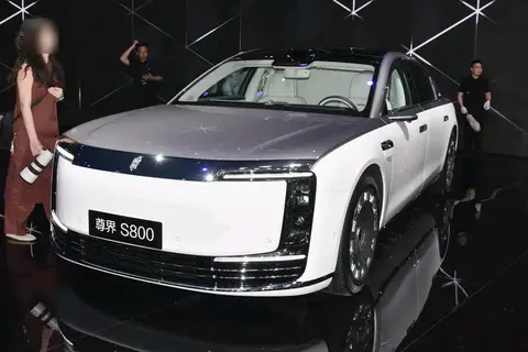 再度夺冠，11 月豪华轿车销量榜 奥迪A6L第1名、享界S9T第6名