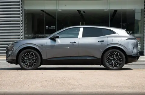 阿维塔07选购手册|21.99万起，标配华为乾崑ADS，入门版就是香？