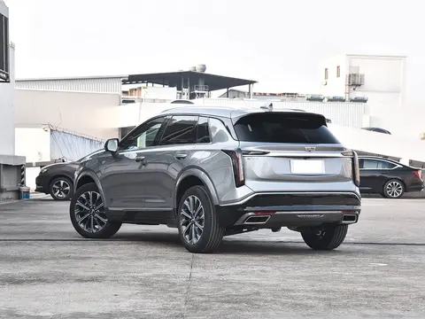 凯迪拉克这款中型豪华SUV，限时23.49万起！搭2.0T轻混+蜂鸟底盘