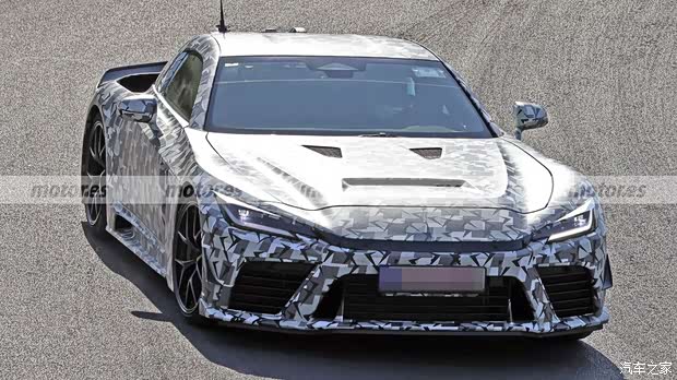 丰田GR GT将推Track Pack套件版与GT3街道版 双车测试谍照曝光